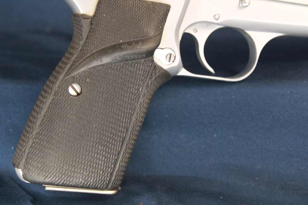 (42763)USED 1976 Browning Hi-Power 9 MM 4.5" barrel W/ (3) Magazines -img-1