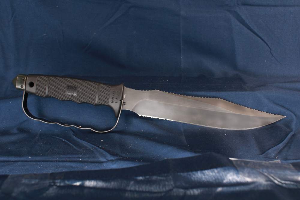 LNIB SOG Tiger Shark Elite 15.25" length 9" blade knife-img-2