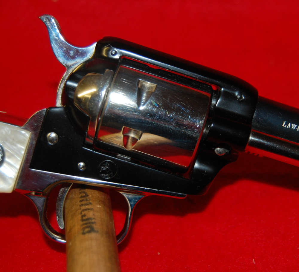 Colt The Lawman Series Wild Bill Hickok Frontier Scout in 22 LR -img-9