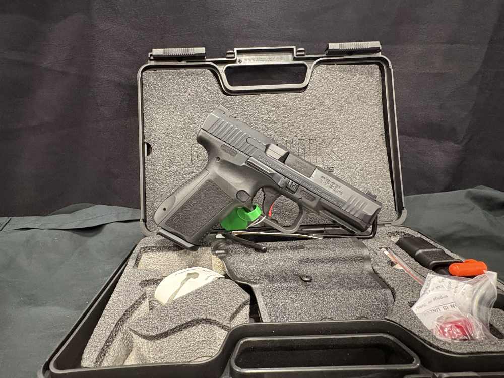 Canik TP9SF Elite 9mm Luger 4.19in Matte Black Pistol - 15+1 Rounds-img-0