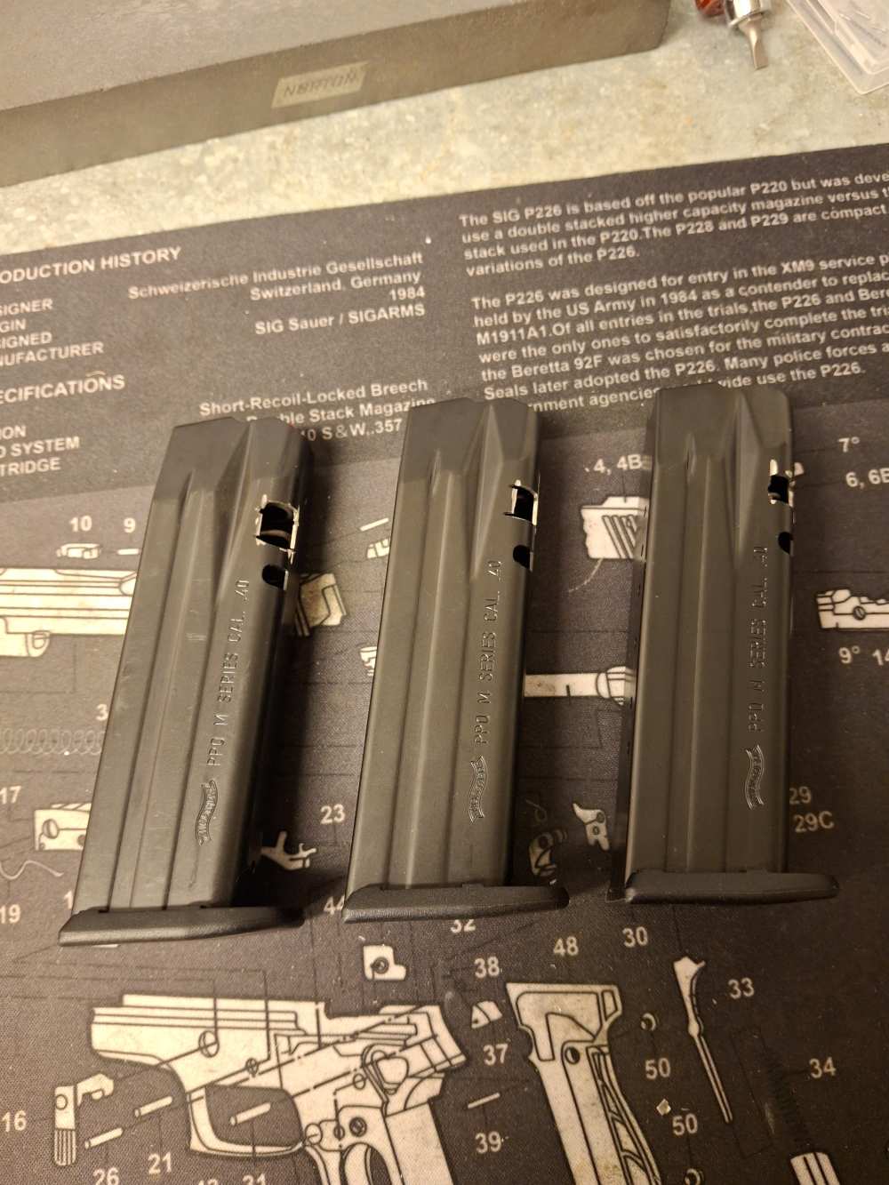 Walther PPQ M2 Magazines .40 S&W 3 Pack-M1 Cutout-img-4