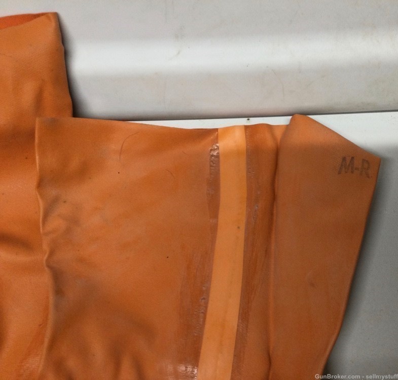 Vintage 1950s USAF MK5A anti-exposure Flying Socks w/original bag ,unused-img-0