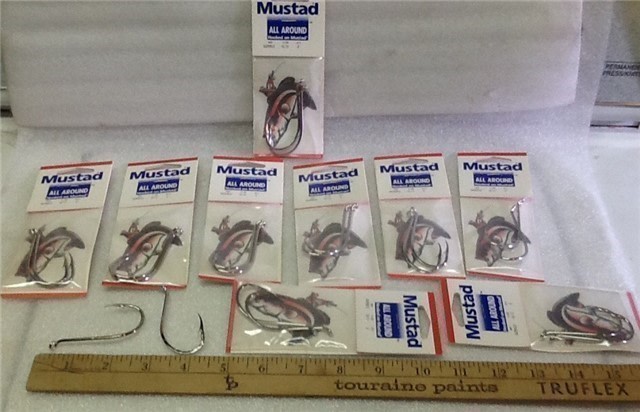 20 New Large Mustad 9/0 NICKEL Beak , Octopus Hooks ,Salwater or Fresh ,925-img-0