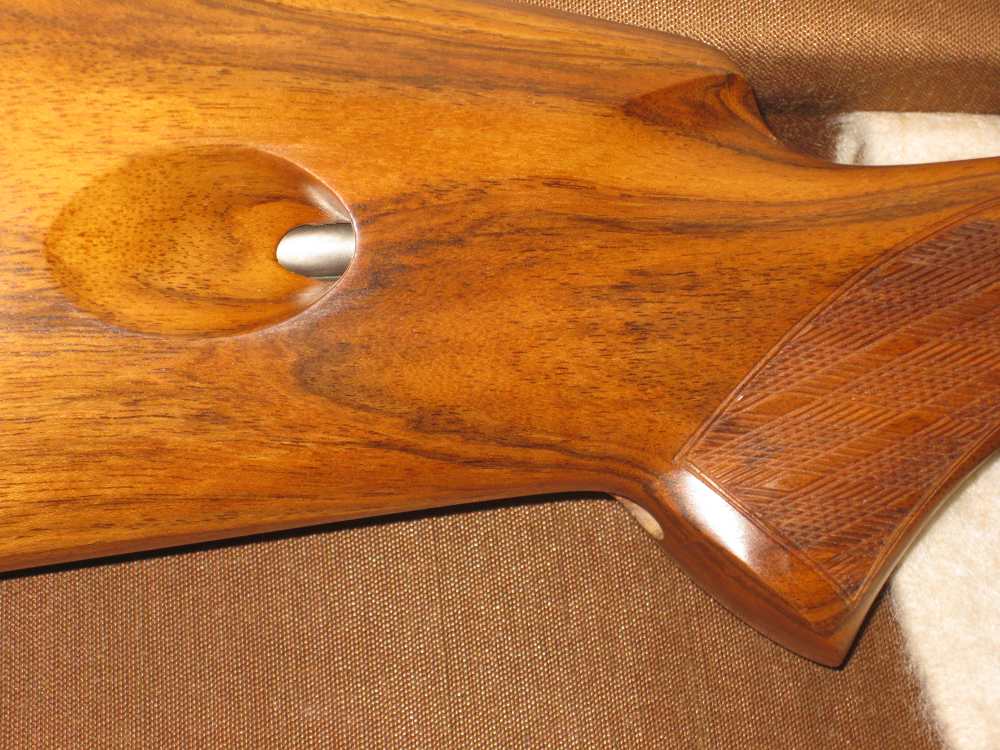 Browning .22 LR Grade III engraved by Angelo Bee 4x wood with case !!-img-14