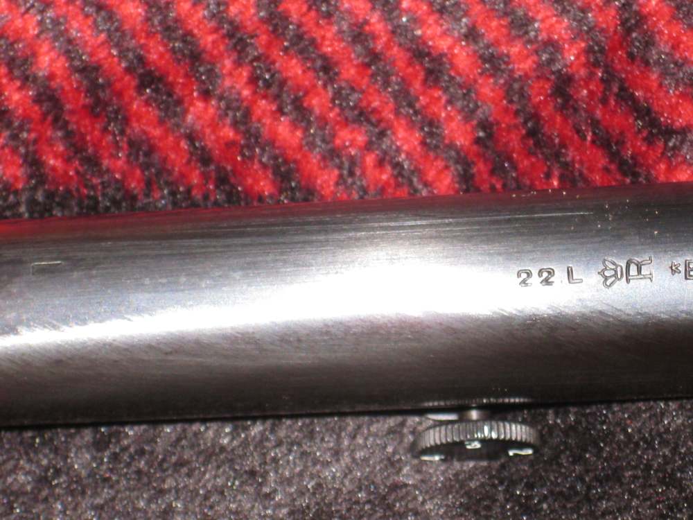 Browning .22 LR Grade III engraved by Angelo Bee 4x wood with case !!-img-38