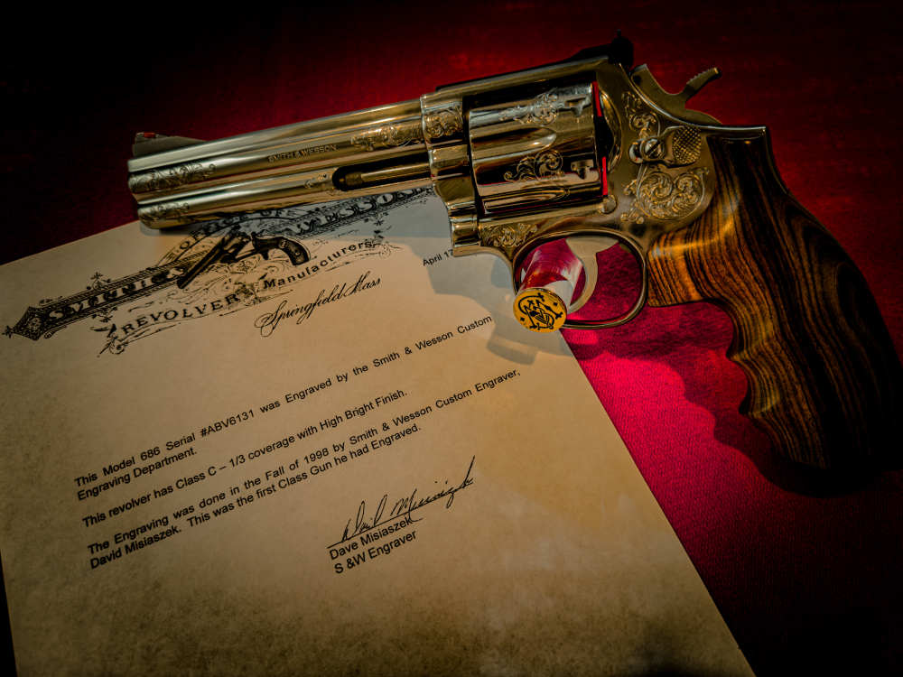 Exquisite Factory Engraved Smith & Wesson Model 686 Double Action Revolver-img-0