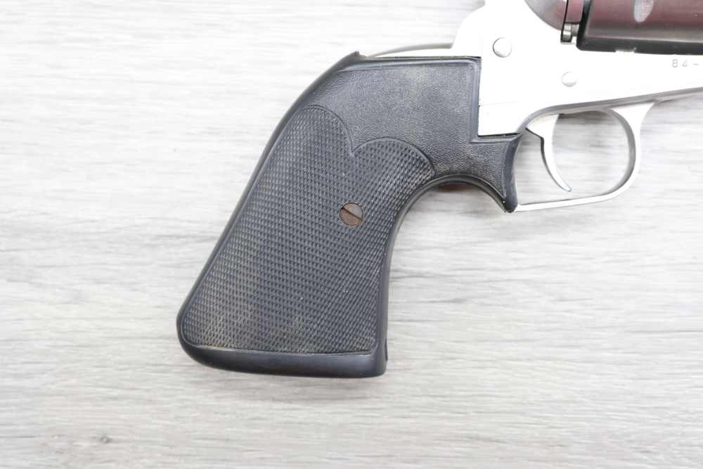Ruger Super Blackhawk .44 Mag Stainless 7.5" Revolver - Pachmayr Grips-img-5