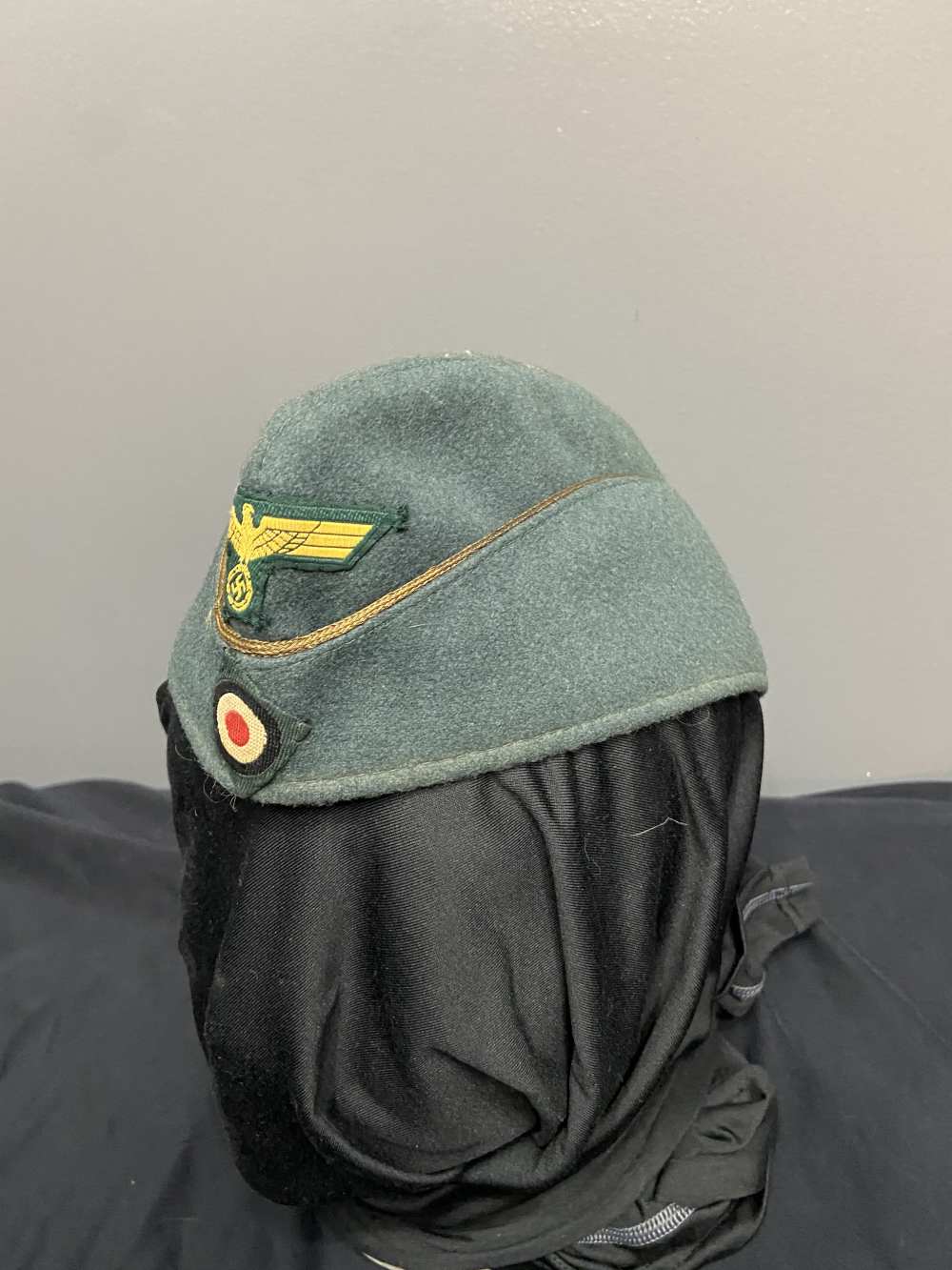 RARE Original German WW2 Kriegsmarine Artillery Officer’s Side Cap-img-1