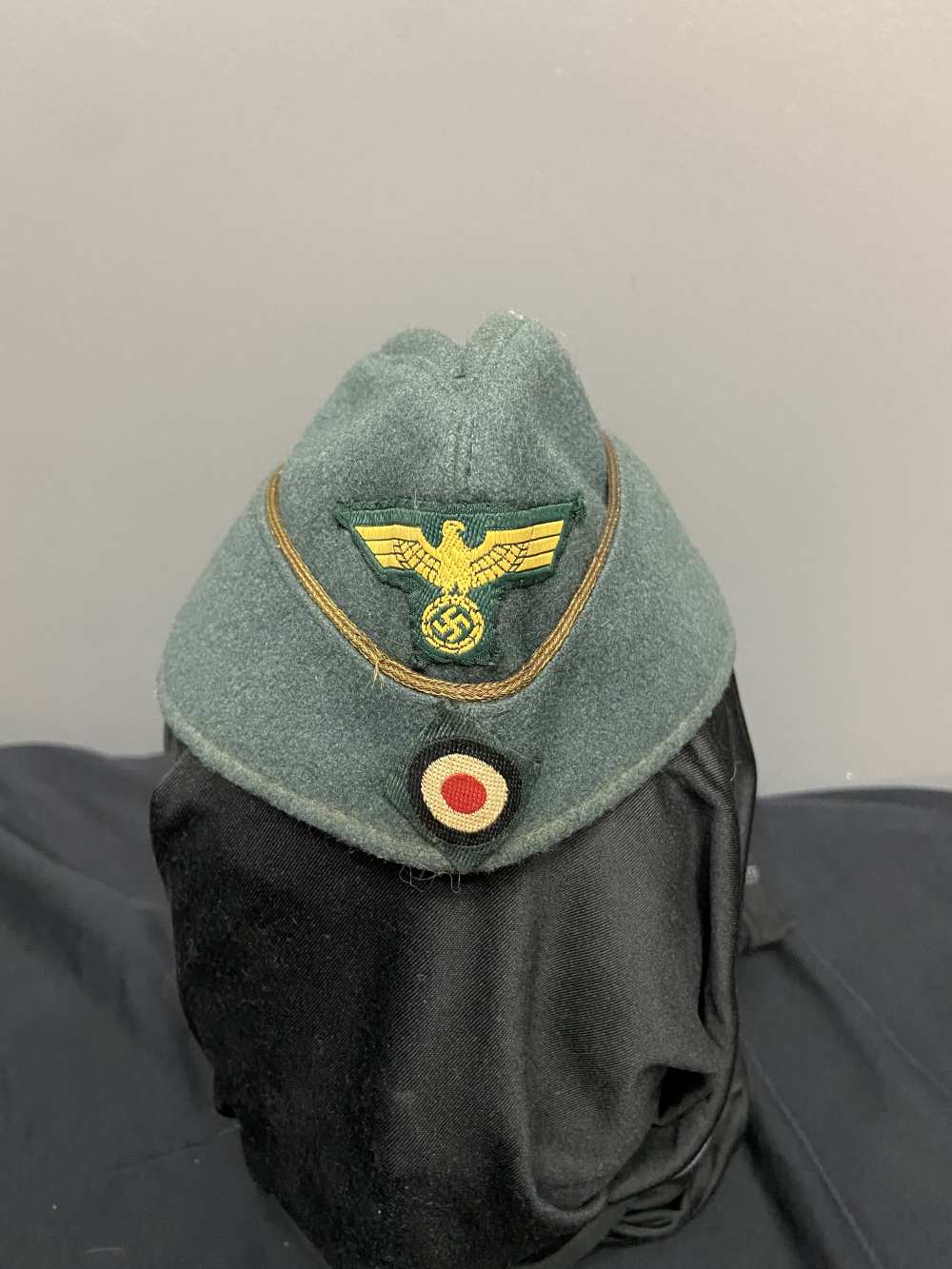 RARE Original German WW2 Kriegsmarine Artillery Officer’s Side Cap-img-2