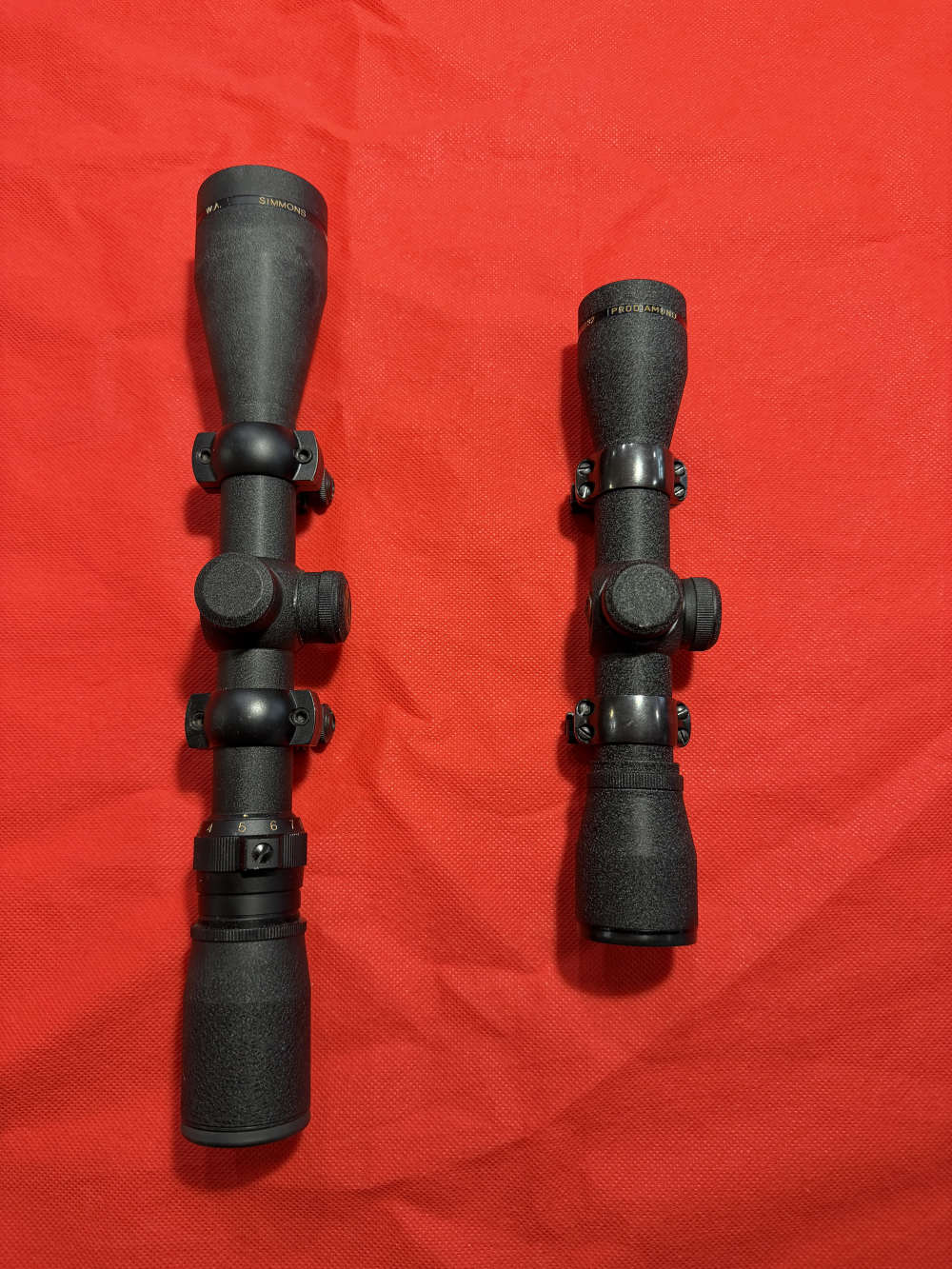 Lot of 2 Simmons Scopes 4x32 3.5-10x40 1 IN-img-0