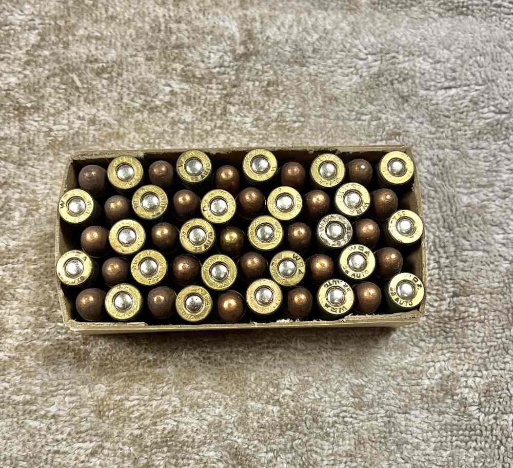 Vintage box of Winchester .32 Auto Colt 7.65 Browning -img-8