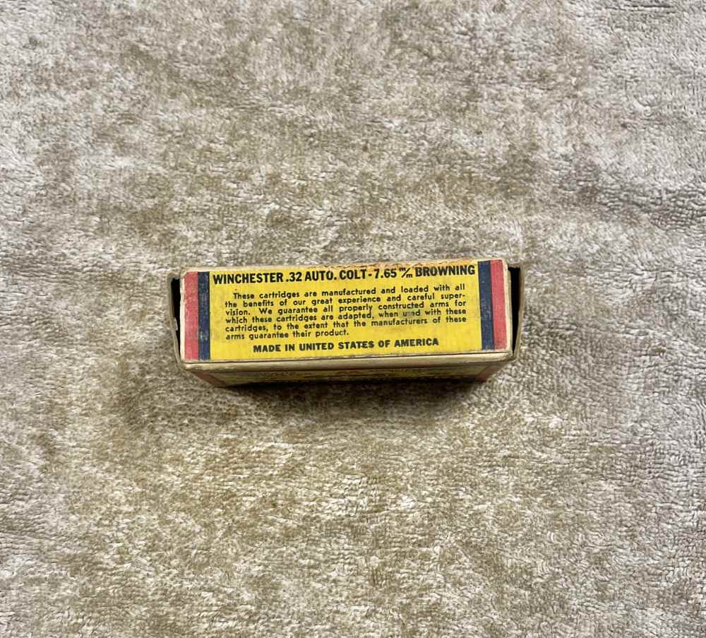Vintage box of Winchester .32 Auto Colt 7.65 Browning -img-3