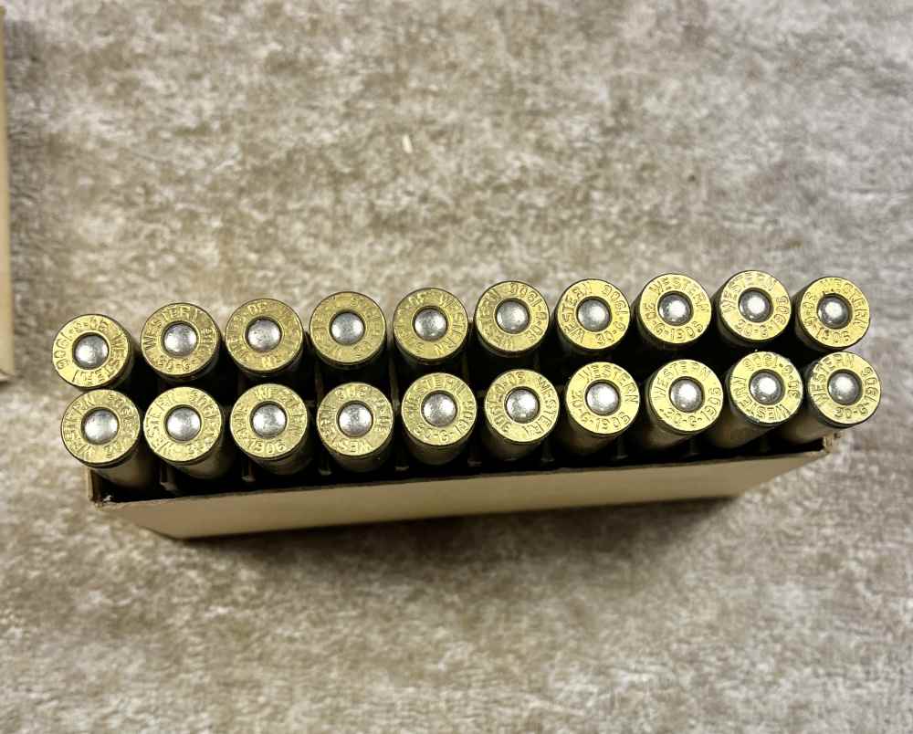 Vintage .30-06 Western Full Box Lubaloy-img-8