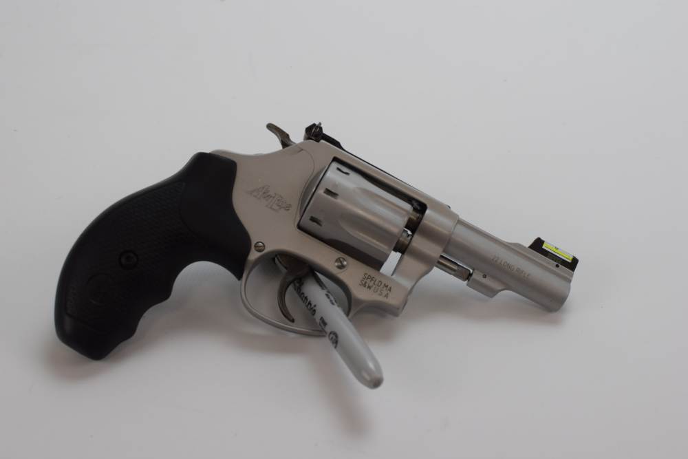 Smith & Wesson Model 317 Lightweight 22lr 8shot -img-9