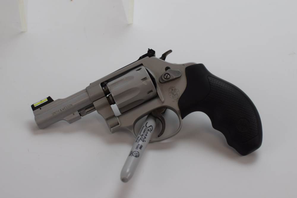Smith & Wesson Model 317 Lightweight 22lr 8shot -img-7