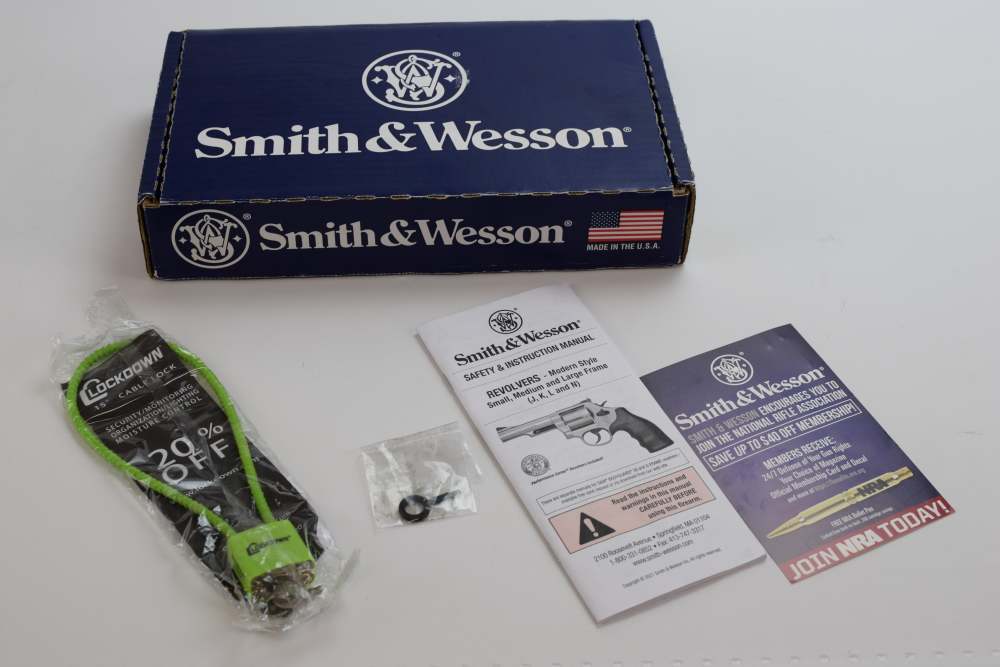 Smith & Wesson Model 317 Lightweight 22lr 8shot -img-4