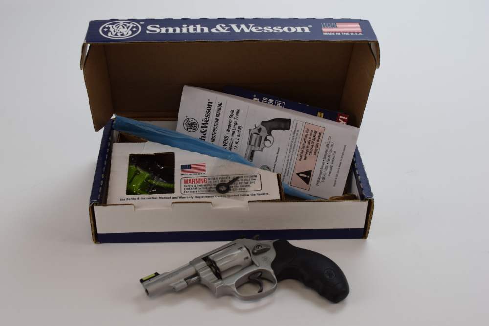 Smith & Wesson Model 317 Lightweight 22lr 8shot -img-0