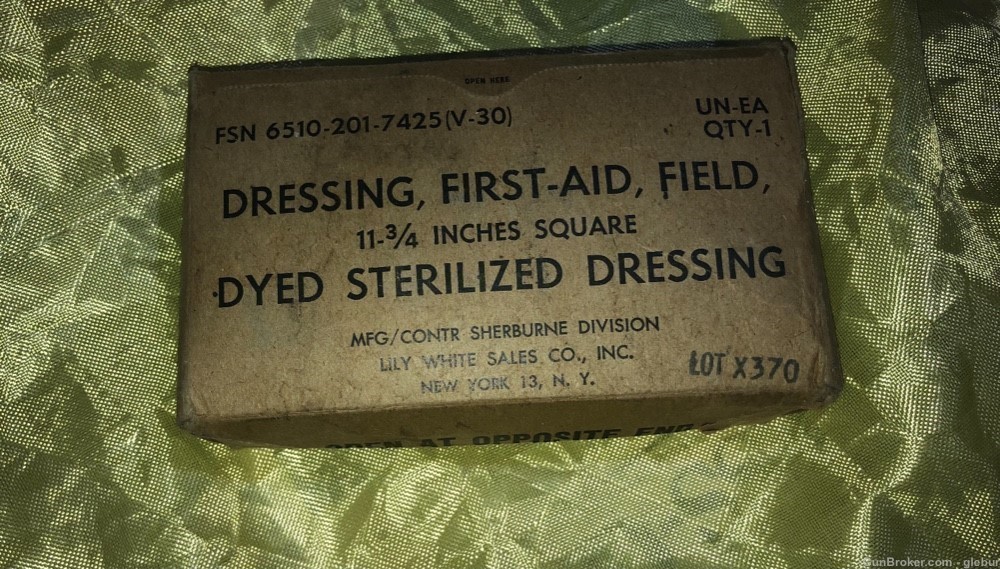 US Army Field Dressing after WW2-img-0