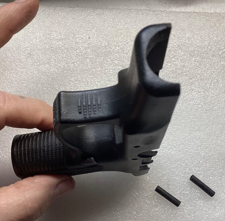 TAURUS PT745C .45ACP , GRIP & TRIGGER GUARD ASSEMBLY ,SHELL -img-7