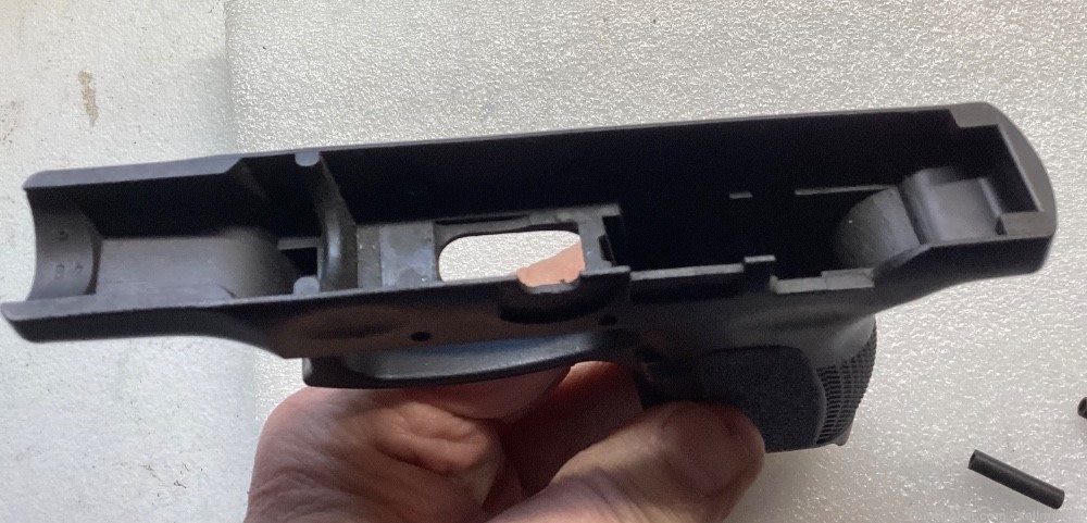TAURUS PT745C .45ACP , GRIP & TRIGGER GUARD ASSEMBLY ,SHELL -img-8