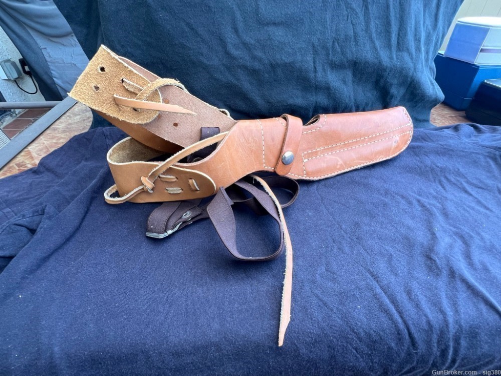 VINTAGE LONGHORN 60-24 LEATHER SHOULDER HOLSTER, EXCELLENT-img-2