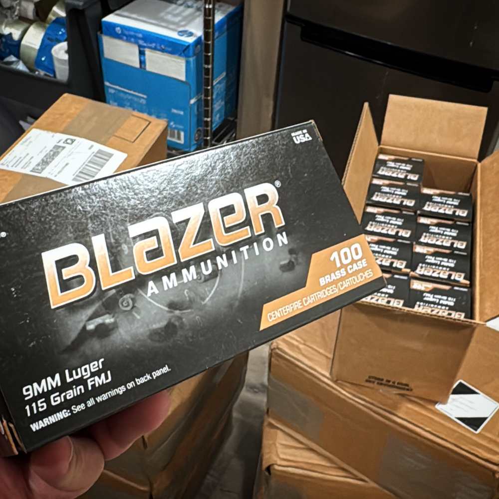 1000 rounds (10 boxes) CCI 52001BB Blazer 9mmLuger 115gr 100 Per Box-img-1