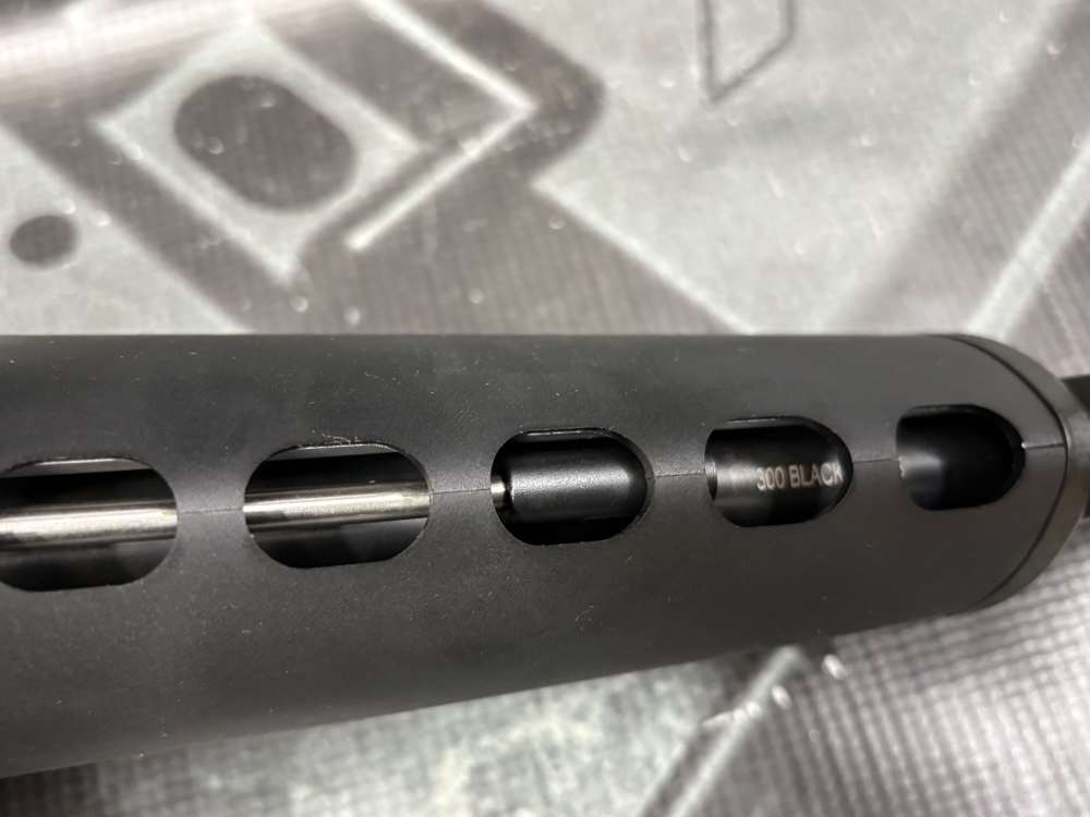 XM-177 CAR-15 M16A1 Commando retro clone 300 Blackout upper 10.5 barrel -img-12