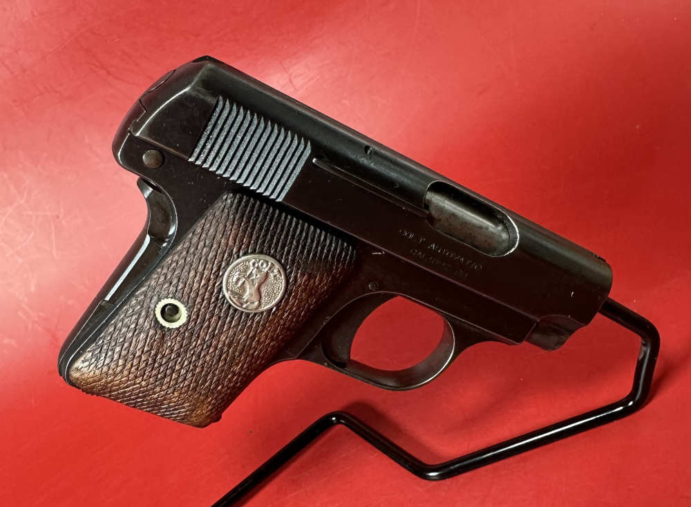 1917 Colt M1908 Vest Pocket Hammerless .25 ACP. Walnut. Excellent Condition-img-2