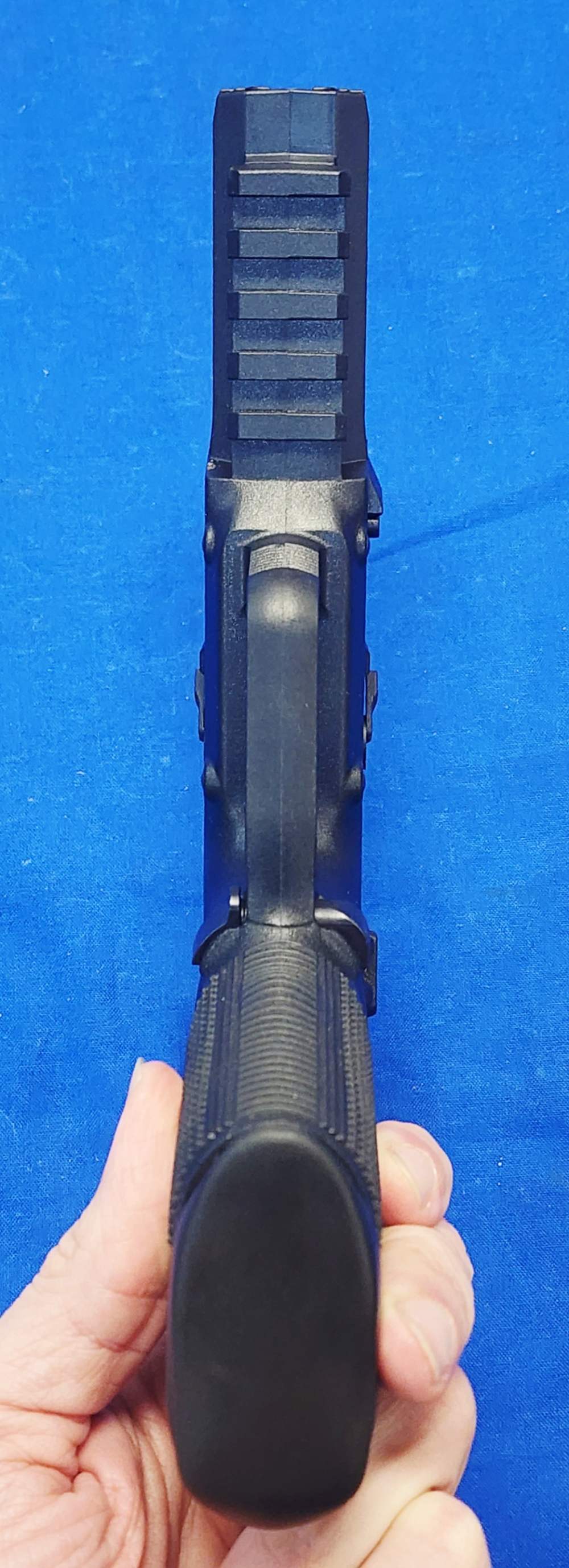 FN FIVE-SEVEN MK2 5.7x28mm 4.8" W/ CASE & 3 MAGS - EXCELLENT-img-4