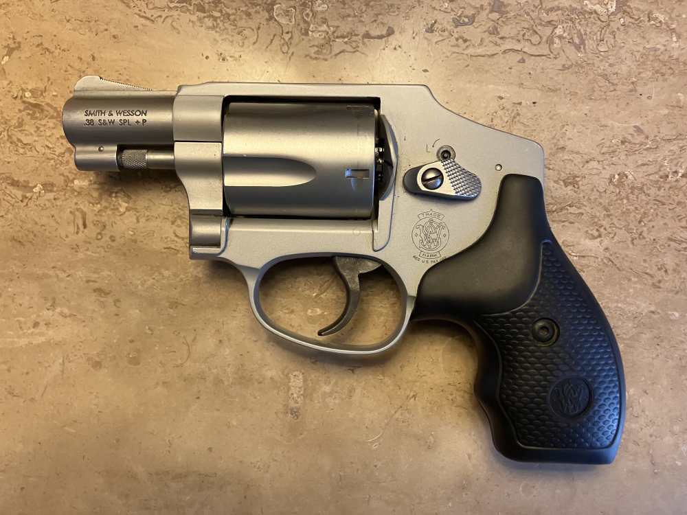 S&W Airweight 38 special revolver-img-0