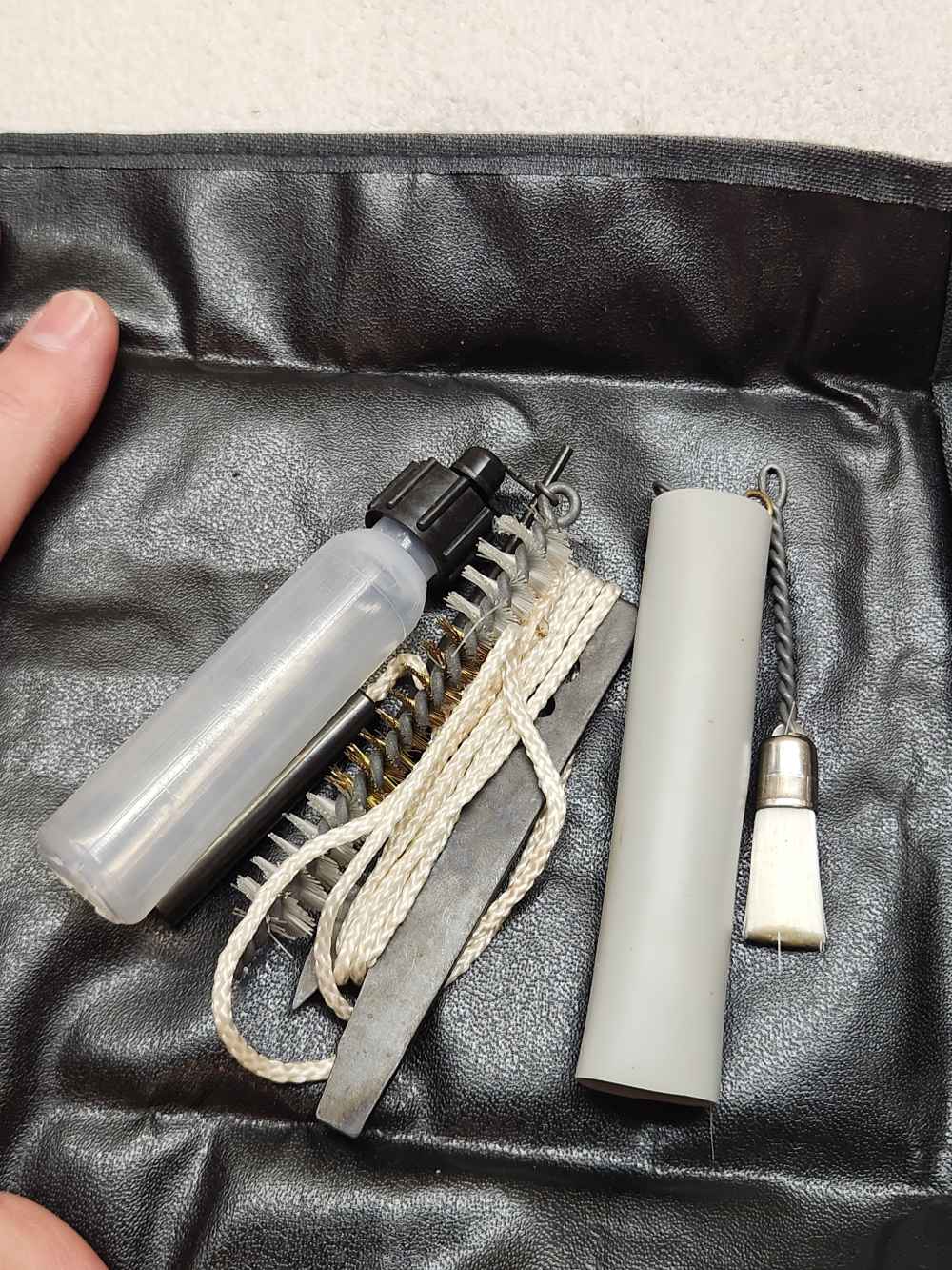 DDR AK-47 AK-74 Rifle Cleaning Kit Complete with Multitool Brushes Oil Bott-img-0