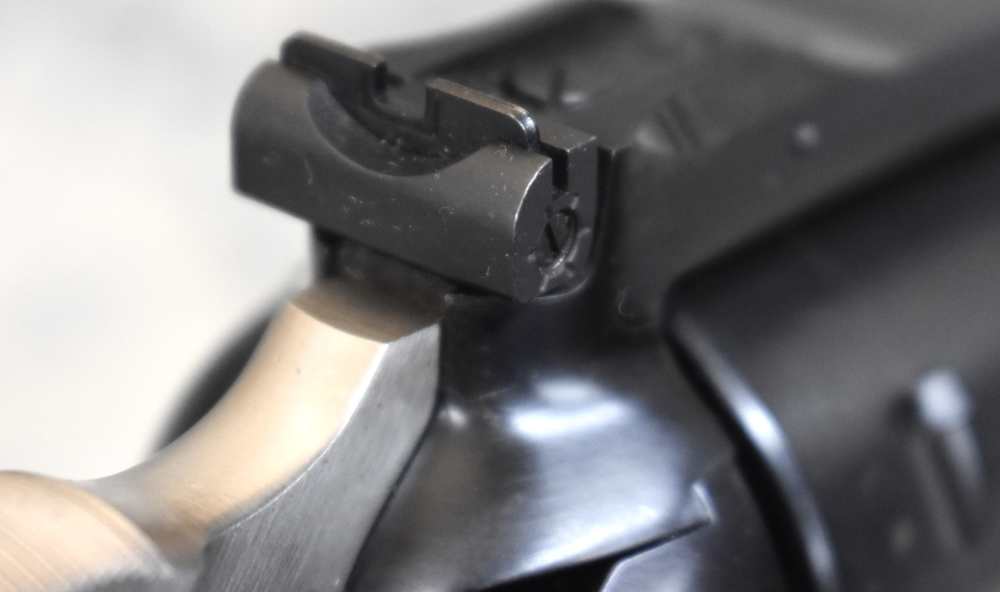 Ruger New Model Super Blackhawk in 44 Mag made 2017-img-5