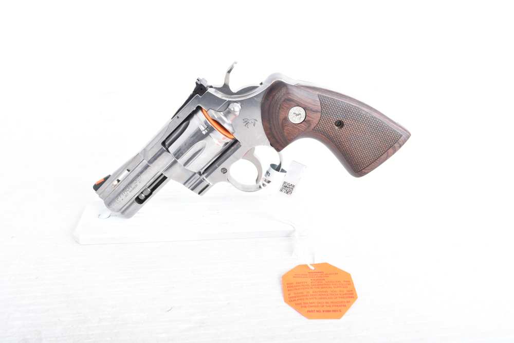 Colt Python – .357 Magnum – 3" Stainless – Wood Grips – NIB-img-0