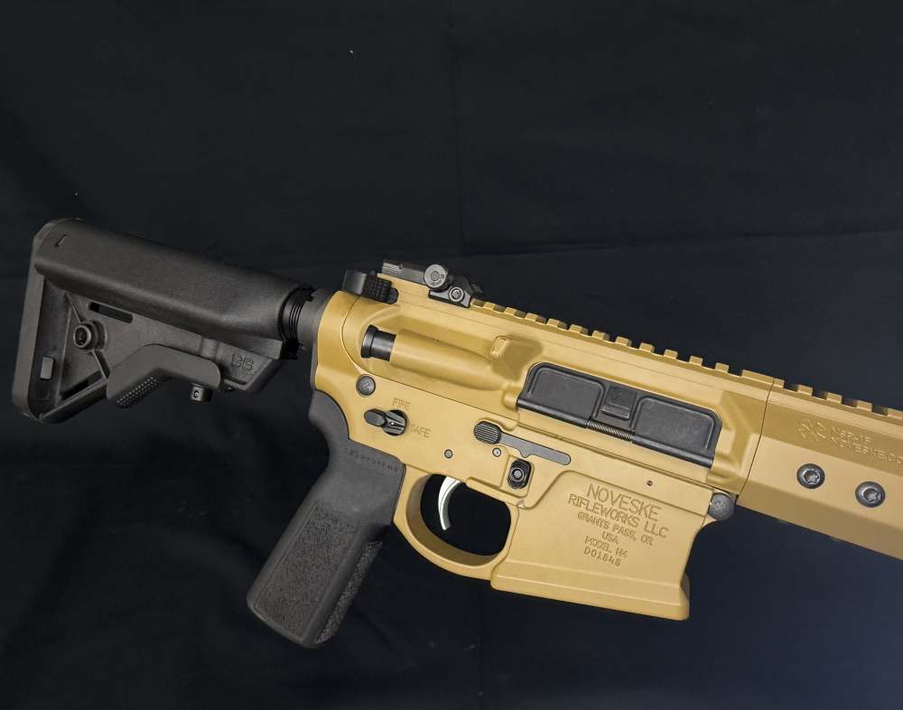 New! Noveske N4 Infidel 13.7" P&W Flaming Pig 5.56 NATO Tiger Eye Brown -img-1
