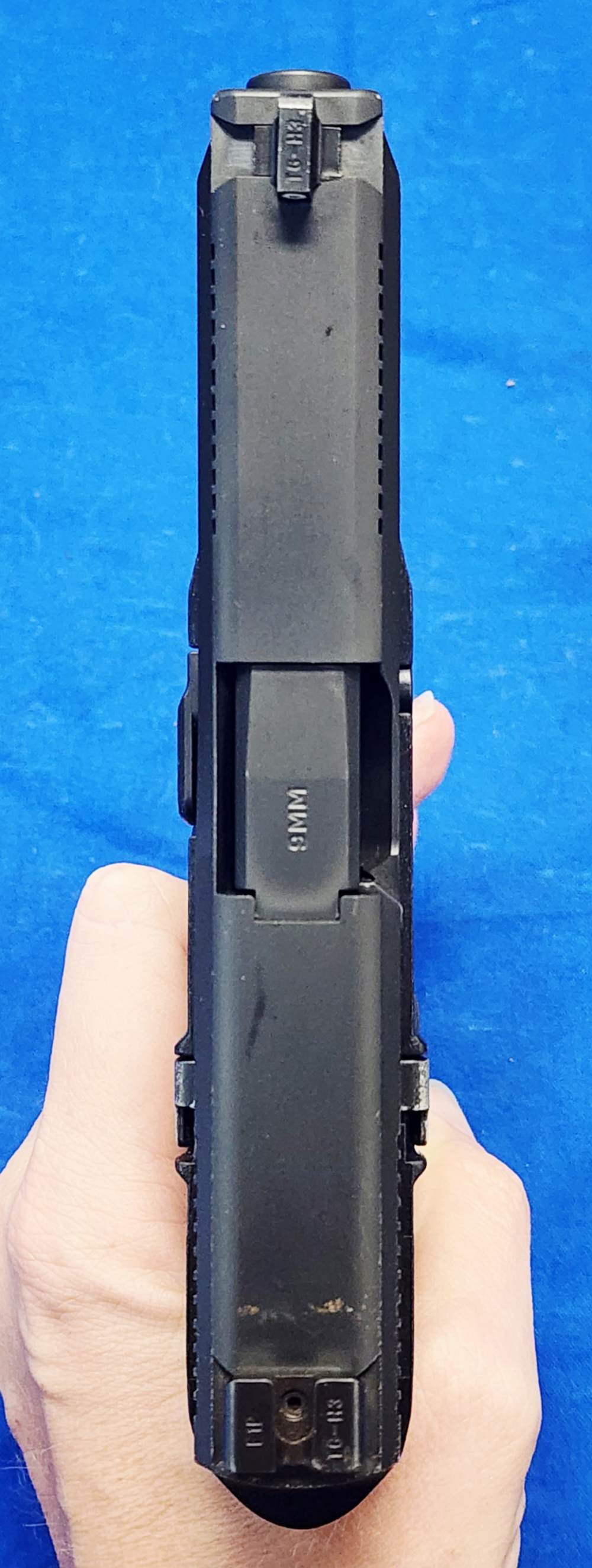 FN FNS-9 9MM 4" IN BOX W/ 3 MAGS - 2013-img-3