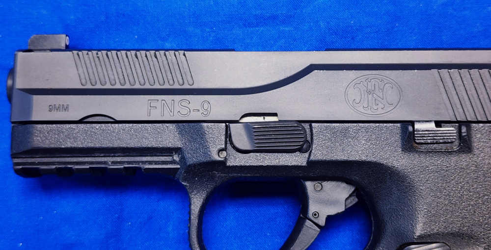 FN FNS-9 9MM 4" IN BOX W/ 3 MAGS - 2013-img-8
