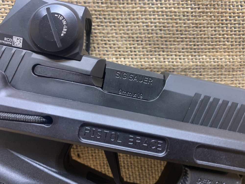 Sig Sauer P365 Flux 9mm w/ case-img-9