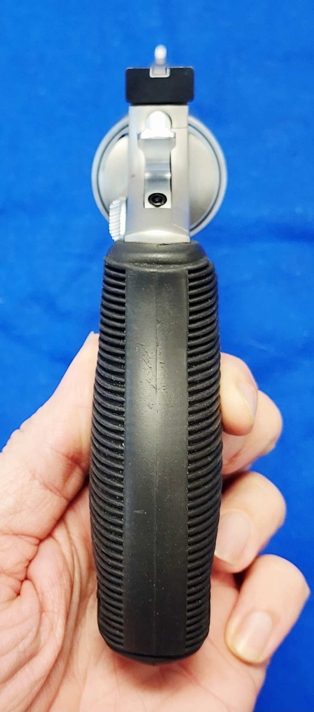 TAURUS TRACKER 9-SHOT DA/SA REVOLVER .22LR 4" STAINLESS - EXCELLENT-img-2