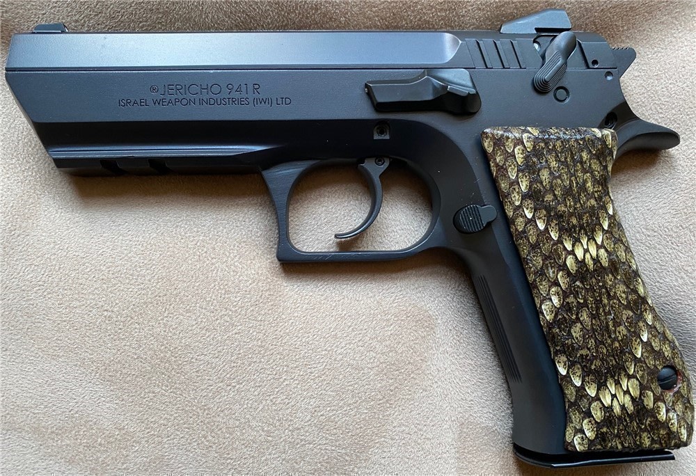 Rattlesnake Grips for IWI Magnum Research Jericho 941 Baby Eagle GRIPS ONLY-img-0