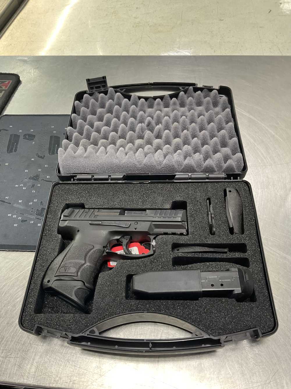 Heckler & Koch vp9sk 3.5” 9mm Luger w/box 2 magazines -img-0