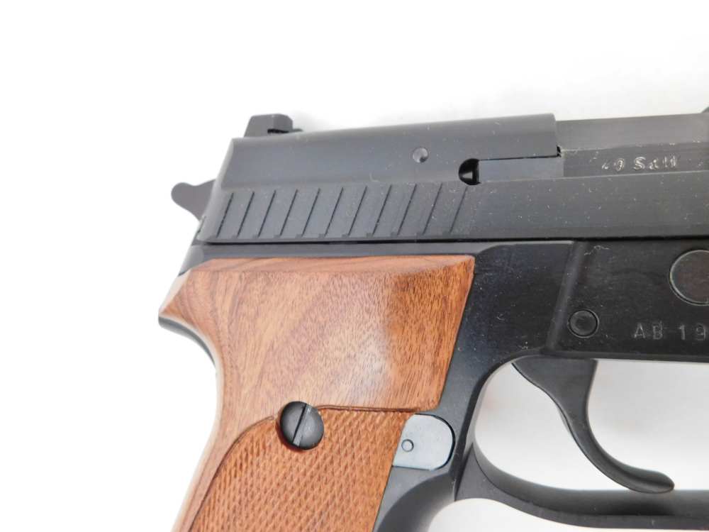 2001 Sig Sauer P299 40 Smith Wesson In The Case Germany-img-9