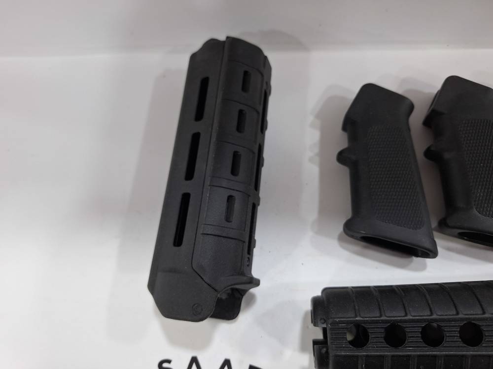 LOT OF MISCELLANEOUS HANDGUARD AND PISTOL GRIP-img-7