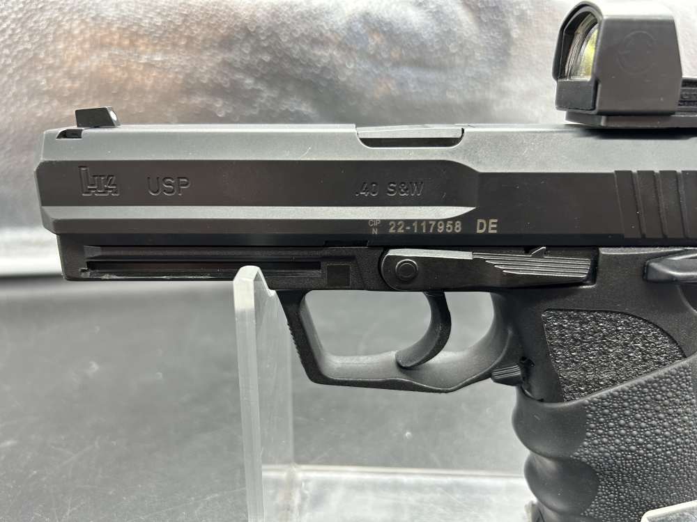 Heckler & Koch USP V1 40 S&W Pistol-img-8