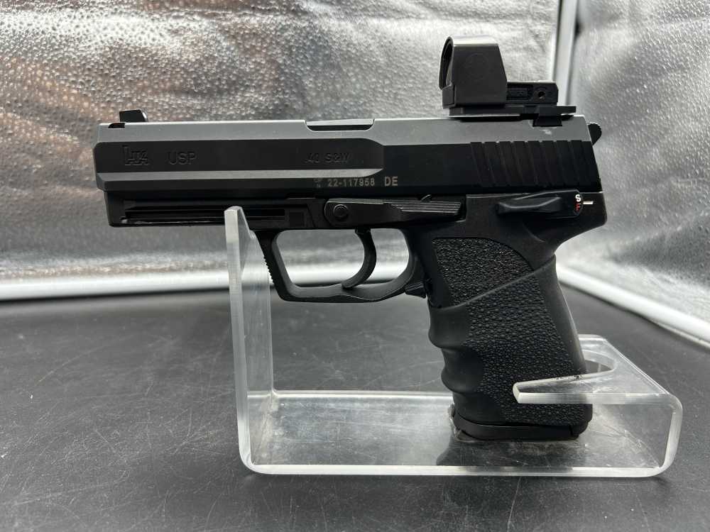 Heckler & Koch USP V1 40 S&W Pistol-img-2