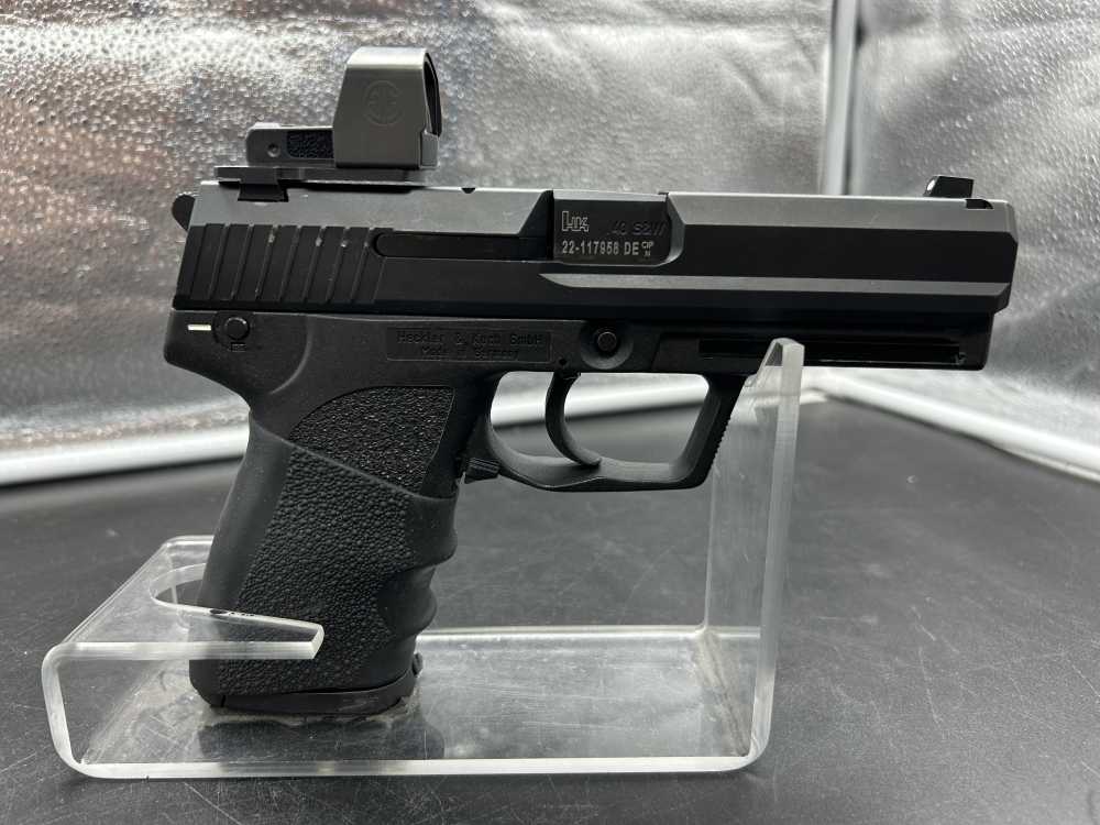 Heckler & Koch USP V1 40 S&W Pistol-img-0