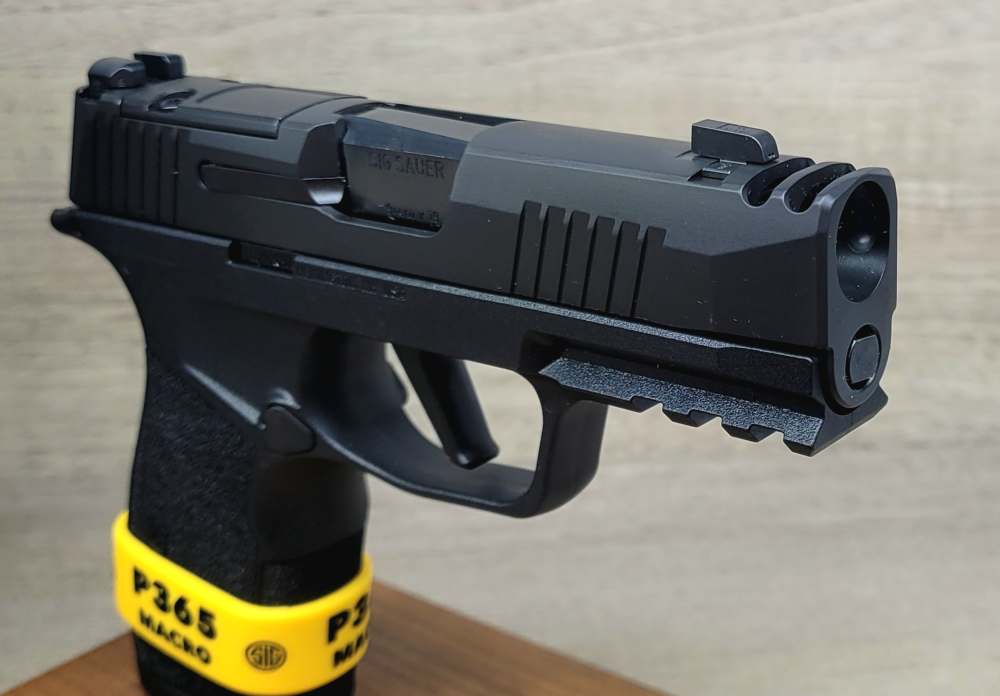 SIG SAUER P365X-MACRO COMP 9MM 3.1" 17+1 (2 FREE MAGS)-img-6