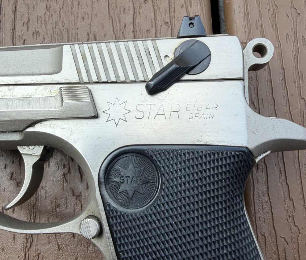 Nice Spanish star mod 31P .40 cal pistol -img-1