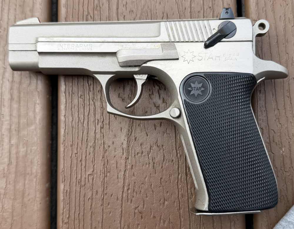 Nice Spanish star mod 31P .40 cal pistol -img-0