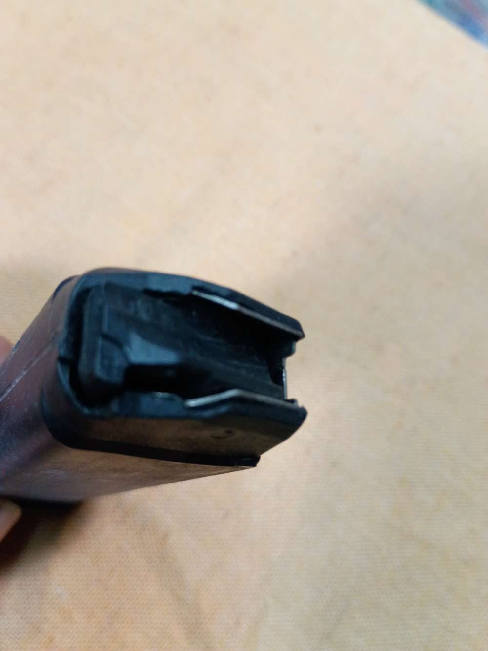 Preban Glock 22 40 S&W 15rd OEM factory magazine pre ban MA OK-img-4