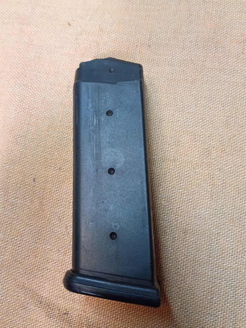 Preban OEM factory Glock 19 magazine 15rd 9mm pre ban MA OK-img-2
